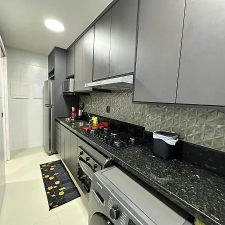 Apartamento A 300 Metros Da Praia De Itaparica E Efrente O Shoping Bullevard Vila Velha  Exterior photo